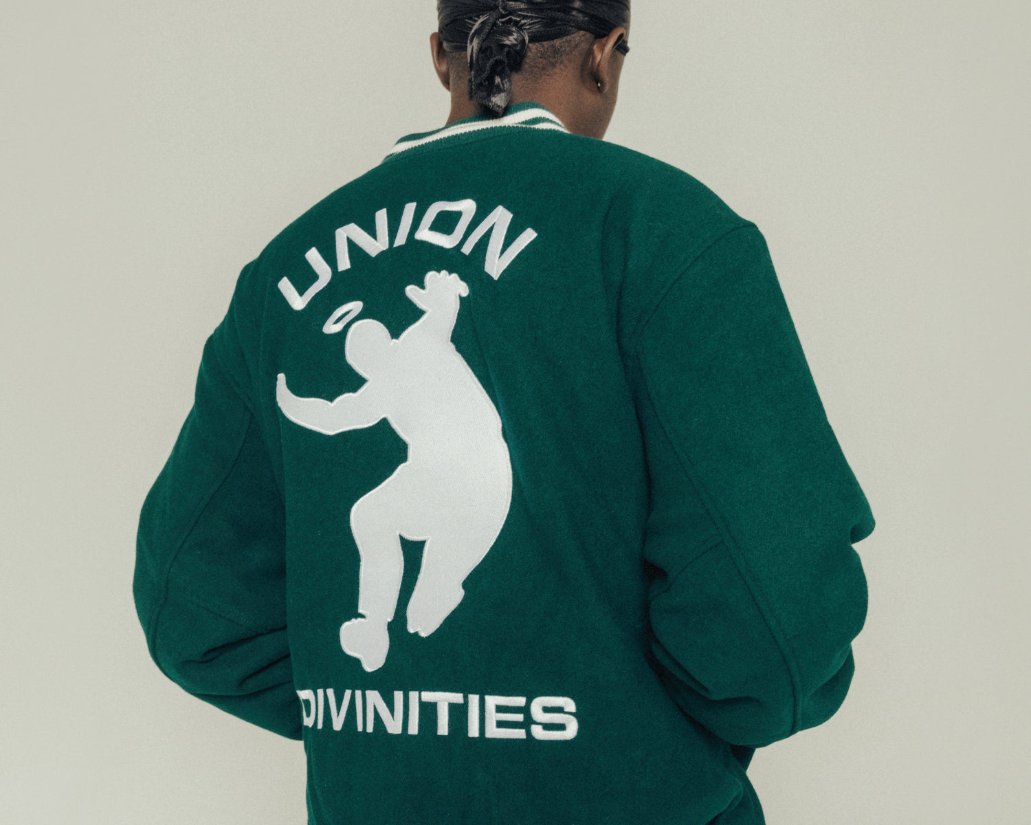 UNION / DIVINITIES